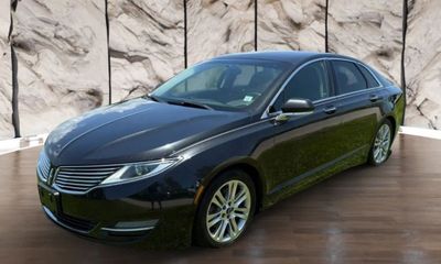 2014 Lincoln MKZ Base
