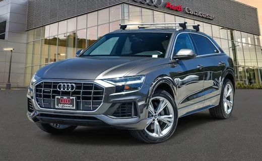 2019 Audi Q8 Premium