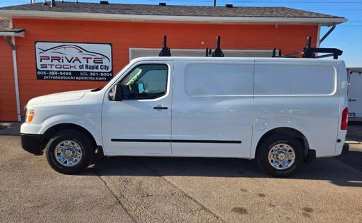 2017 Nissan NV 2500