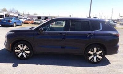 2025 Mitsubishi Outlander