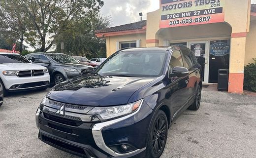 2020 Mitsubishi Outlander SE
