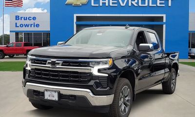 2026 Chevrolet Silverado LT