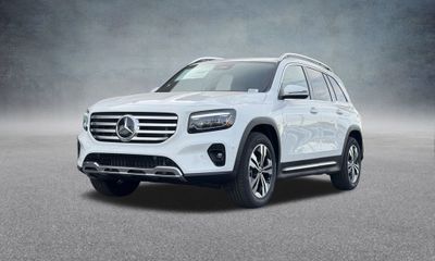 2025 Mercedes-Benz GLB-Class GLB250