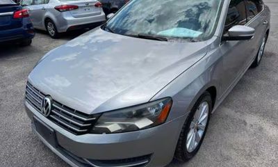 2013 Volkswagen Passat Highline