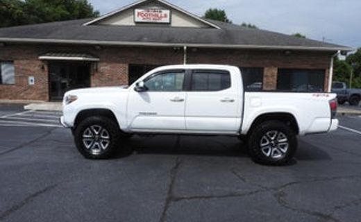 2017 Toyota Tacoma