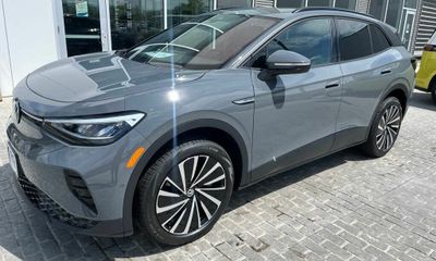 2025 Volkswagen ID 4 Pro