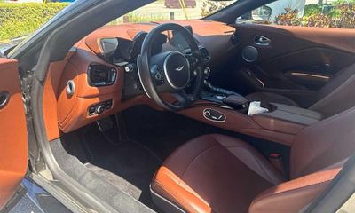2020 Aston Martin Vantage