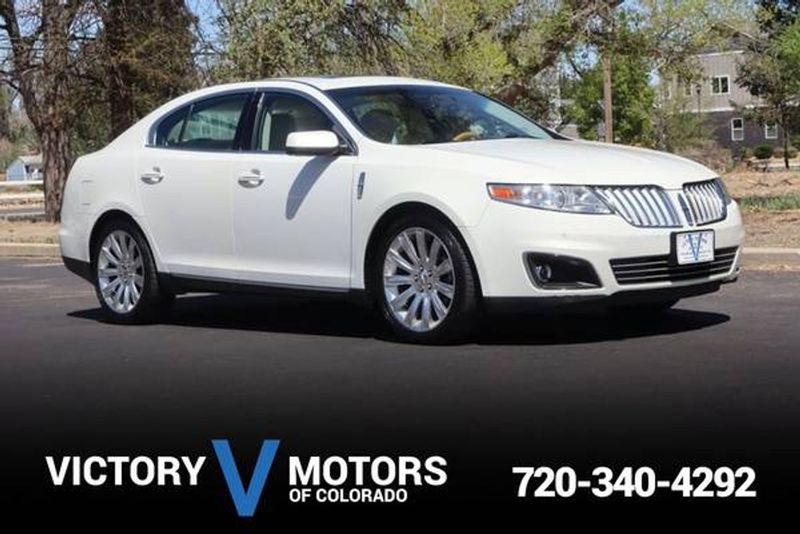 2012 Lincoln MKS — a typically priced live listing