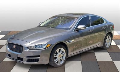 2019 Jaguar XE Premium