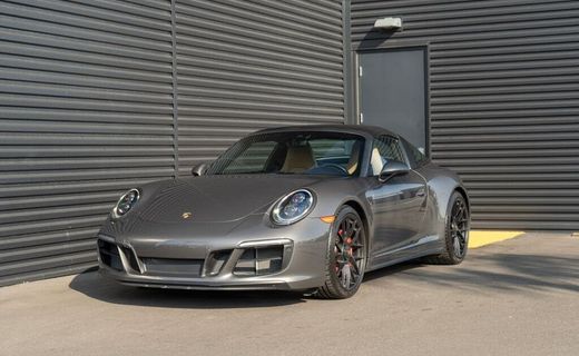 2017 Porsche 911 Turbo S