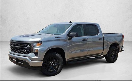 2026 Chevrolet Silverado Custom