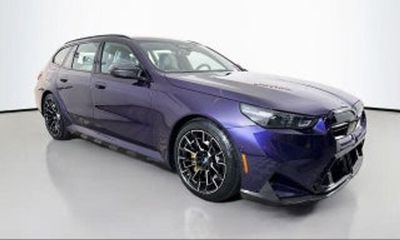 2027 BMW M5