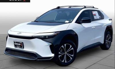 2024 Toyota BZ4X XLE