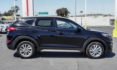 2017 Hyundai Tucson SE Popular Equipment