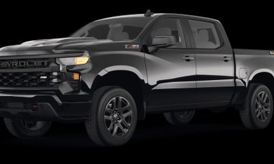 2022 Chevrolet Silverado Trail Boss Custom
