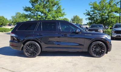 2024 Lincoln Aviator Black Label