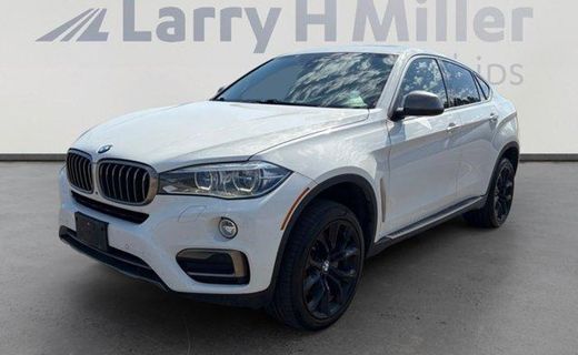2015 BMW X6 XDRIVE50I