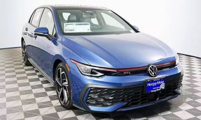 2026 Volkswagen Golf GTI SE