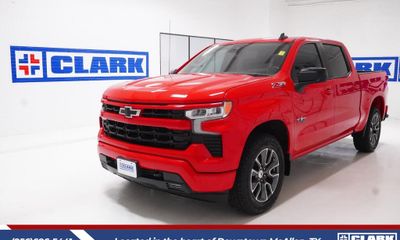 2023 Chevrolet Silverado RST