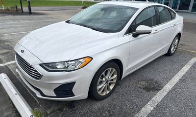 2019 Ford Fusion SE