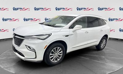 2023 Buick Enclave Essence