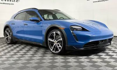 2022 Porsche Taycan 4 Cross Tourismo