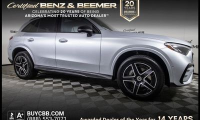 2025 Mercedes-Benz GLC-Class GLC300