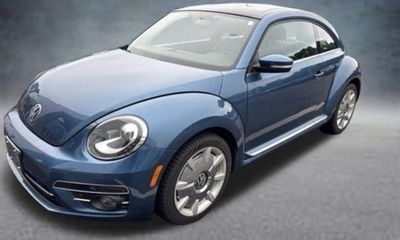 2019 Volkswagen Beetle SE