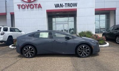 2025 Toyota Prius Prime phev Plug IN Hybrid