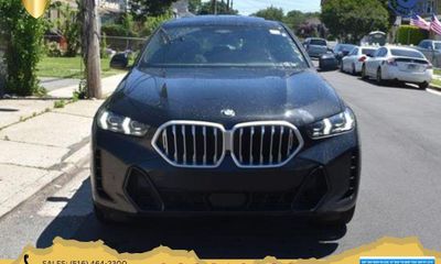 2025 BMW X6 xDrive40i