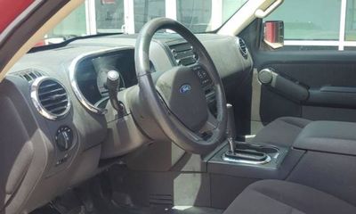 2010 Ford Explorer Sport Trac XLT