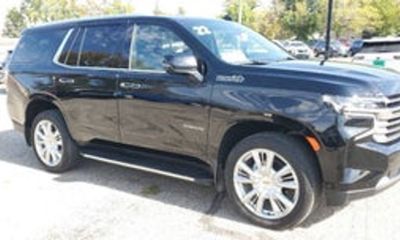 2021 Chevrolet Suburban RST