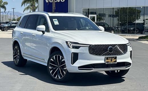 2026 Volvo XC90 Plus Bright
