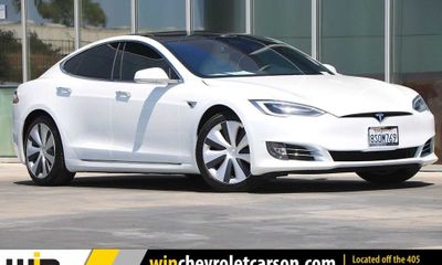 2020 Tesla Model S Performance