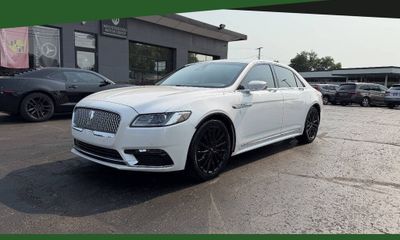 2017 Lincoln Continental Select