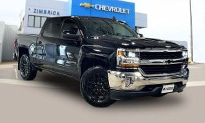 2017 Chevrolet Silverado LT