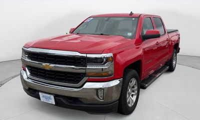 2017 Chevrolet Silverado LT