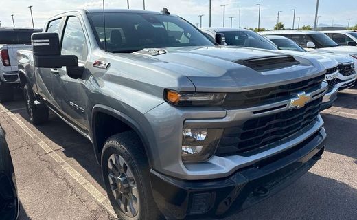 2025 Chevrolet Silverado HD Custom