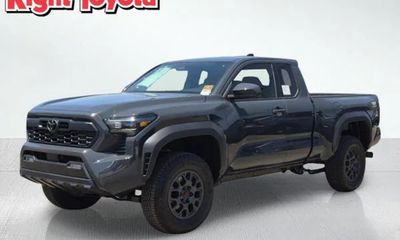 2026 Toyota Tacoma SR5 Xtracab