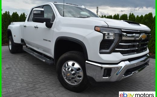 2025 Chevrolet Silverado HD LTZ