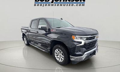 2022 Chevrolet Silverado LT