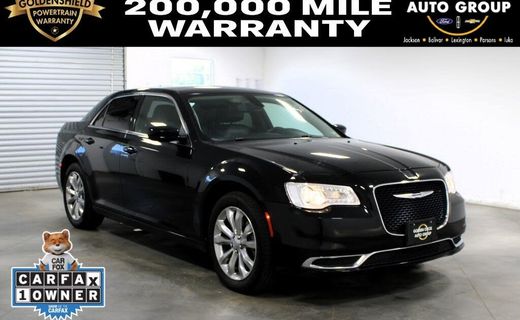 2023 Chrysler 300 Touring