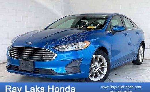 2020 Ford Fusion SE