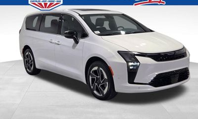 2027 Chrysler Pacifica Limited