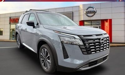 2026 Nissan Pathfinder Platinum