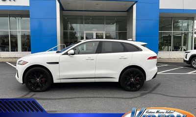 2018 Jaguar F-Pace S
