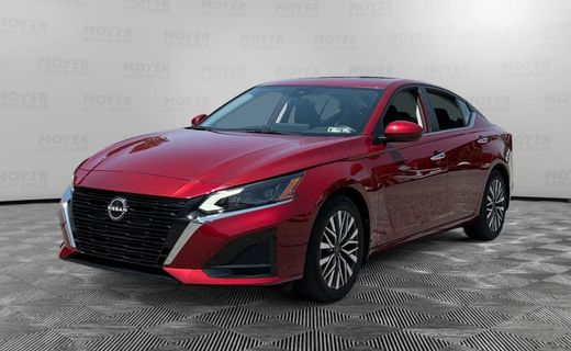 2023 Nissan Altima SV