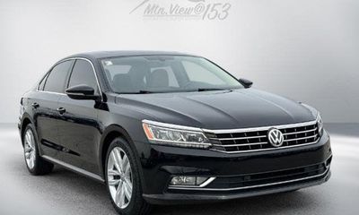 2018 Volkswagen Passat SE W Technology