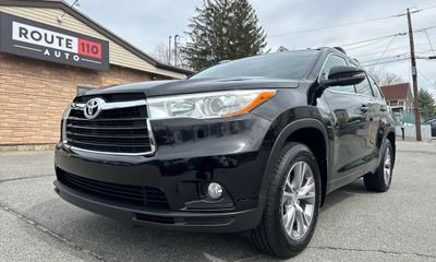 2015 Toyota Highlander Base Hybrid