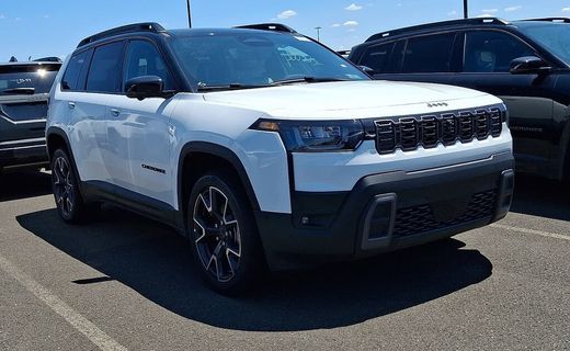 2026 Jeep Cherokee Overland